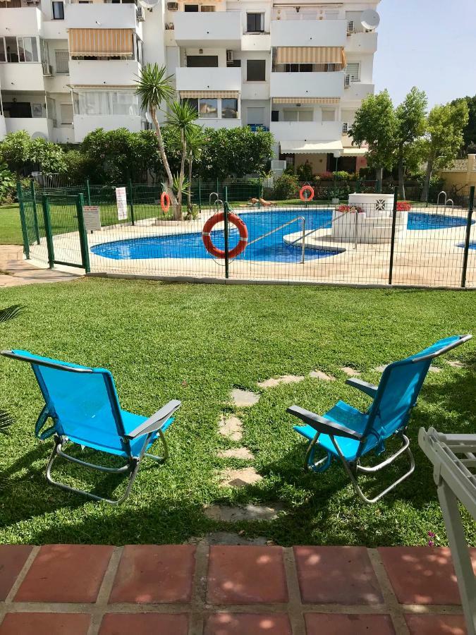 Apartamento Holidays On The Beach トレモリノス エクステリア 写真